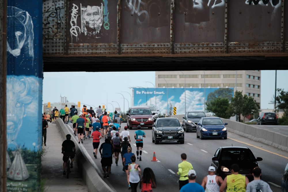 DANIEL CRUMP / WINNIPEG FREE PRESS
The 40th Manitoba Marathon, Sunday, June 17, 2018.