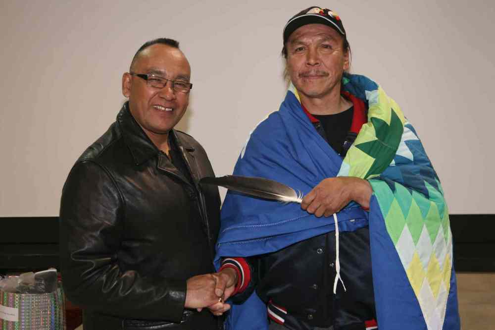 Doug Thomas/ Manitoba Chiefs
May 20, 2009: Faron Hall with Manitoba Grand Chief Ron Evans. Evans said,