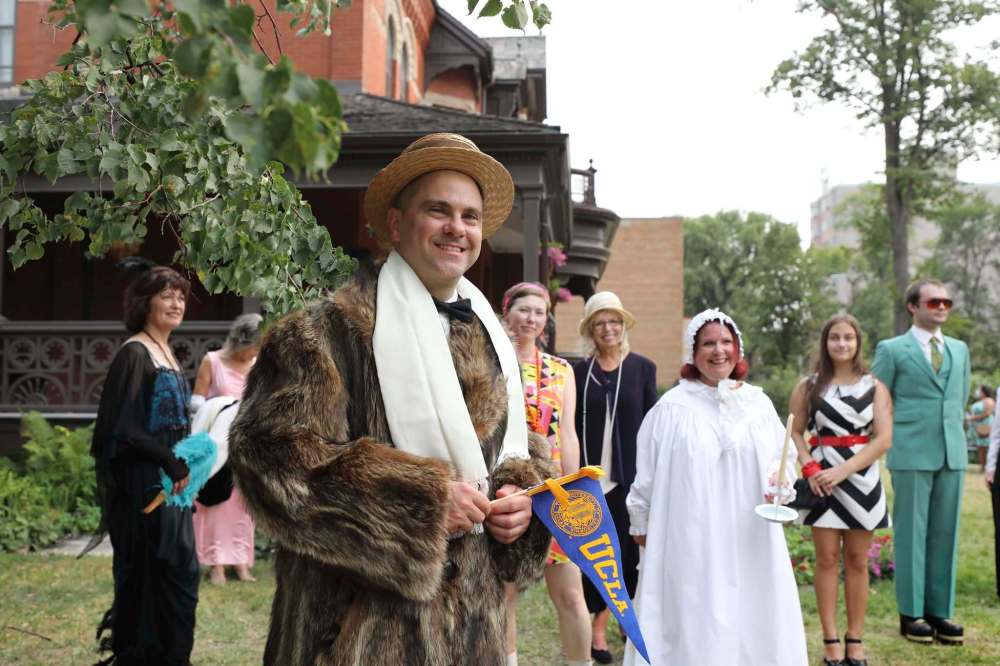 RUTH BONNEVILLE / WINNIPEG FREE PRESS
Group photo of volunteers for the Costume Museum of Canada as they model their final outfit of clothing from the last 150 years in the finale on the front lawn of Dalnavert museum Monday.