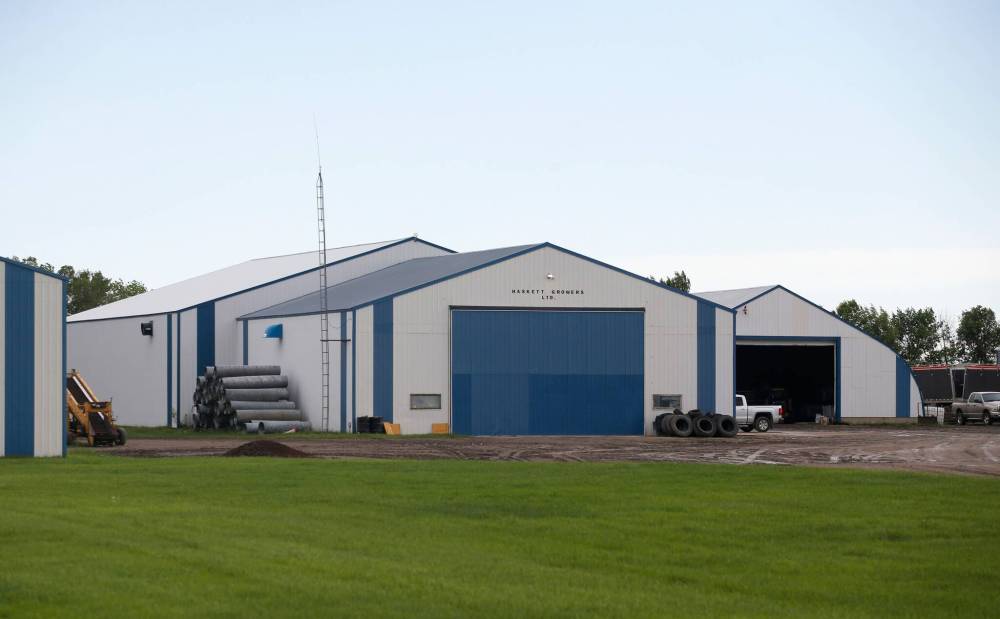 JOHN WOODS / WINNIPEG FREE PRESS
A farm yard just south of Winkler. Winkler and Stanley were at the epicentre of public opposition to COVID-19 health orders and mask and vaccine mandates, which caused a divide in the communities.