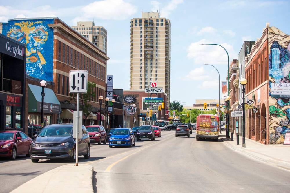 MIKAELA MACKENZIE / WINNIPEG FREE PRESS
Osborne Village in Winnipeg. After consulting with local business owners, the Osborne Village BIZ has decided that Osborne Village will not host its annual Canada Day event this year.