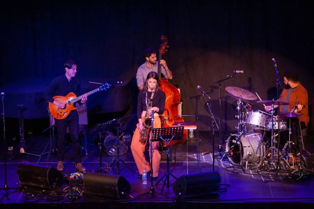 ETHAN CAIRNS / WINNIPEG FREE PRESS FILES
The Melissa Aldana Quartet performs in the Bonnie and John Buhler Hall of the Canadian Museum for Human Rights during the Winnipeg International Jazz Festival on Tuesday.