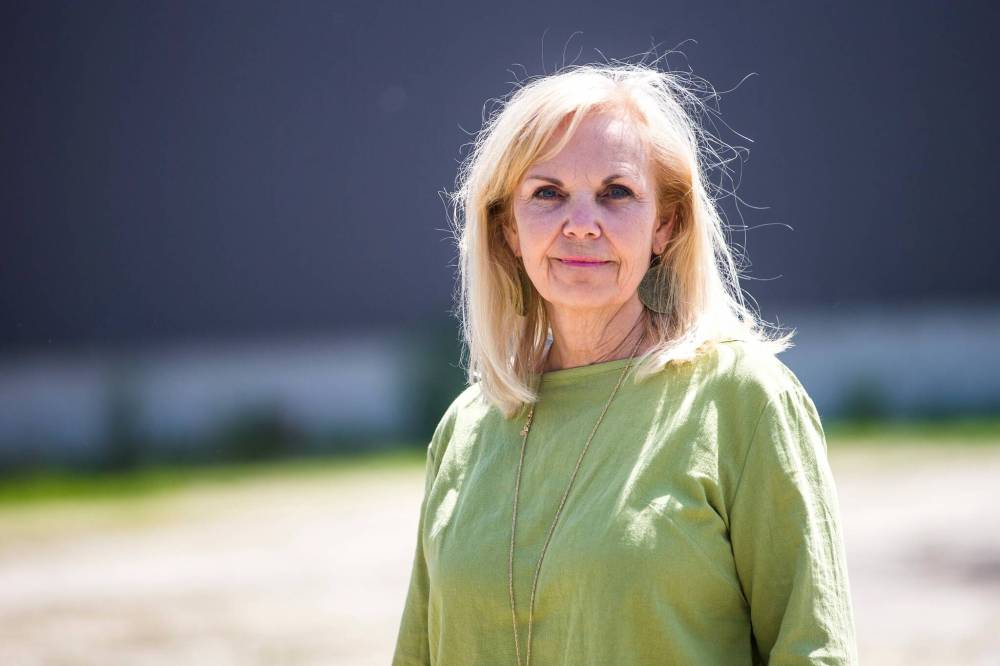 MIKAELA MACKENZIE / WINNIPEG FREE PRESS
Janeen Junson, owner of Artists Emporium, said she doesn’t understand why the city wants it to have room for more than 40 parking spots on the entire property — 31 at the back — when it only needed eight in total at its former location.