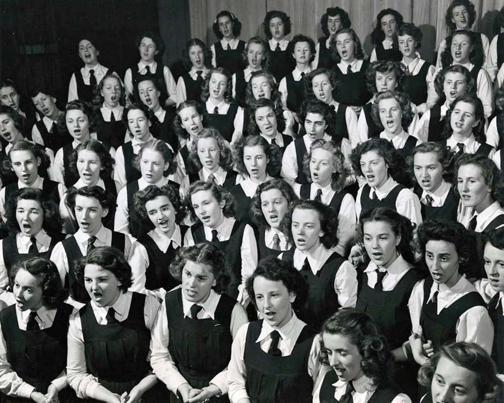 An unidentified girls’ choir