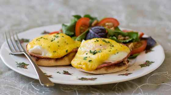 CNS Victoria Times ColonistEggs benedict, a cornerstone of many a brunch. (Debra Brash / Victoria Time Colonist)