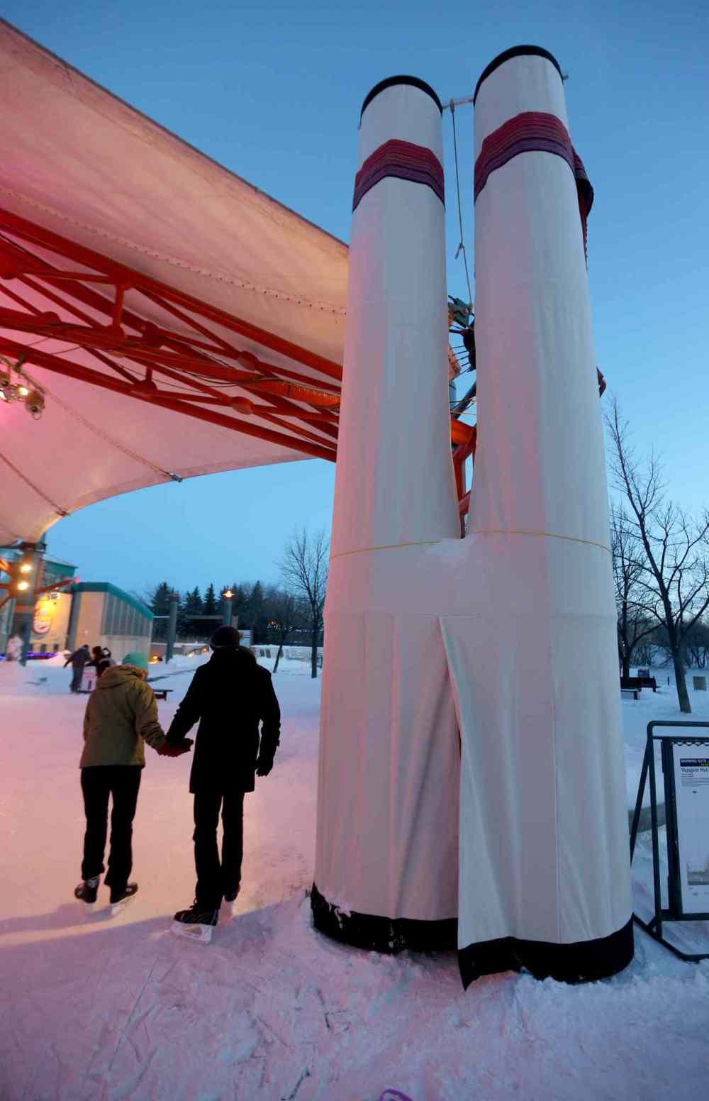 TREVOR HAGAN/WINNIPEG FREE PRESS
The Voyageur Hut, designed by Etienne Gabourie, sits on display for visitors at The Forks on Friday.