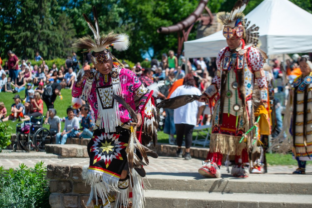 ETHAN CAIRNS / WINNIPEG FREE PRESS
Dancers are introduced at the pow-wow dance demonstration at A New Day Ceremony at The Forks in Winnipeg.