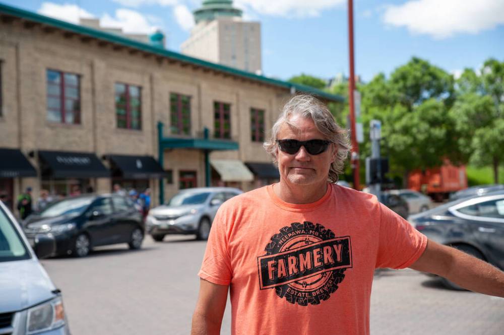ETHAN CAIRNS / WINNIPEG FREE PRESS
Kevin Savoy said he’d like to see an increased police presence in the area and downtown, in general. “The downtown core is getting a little rough these days.”