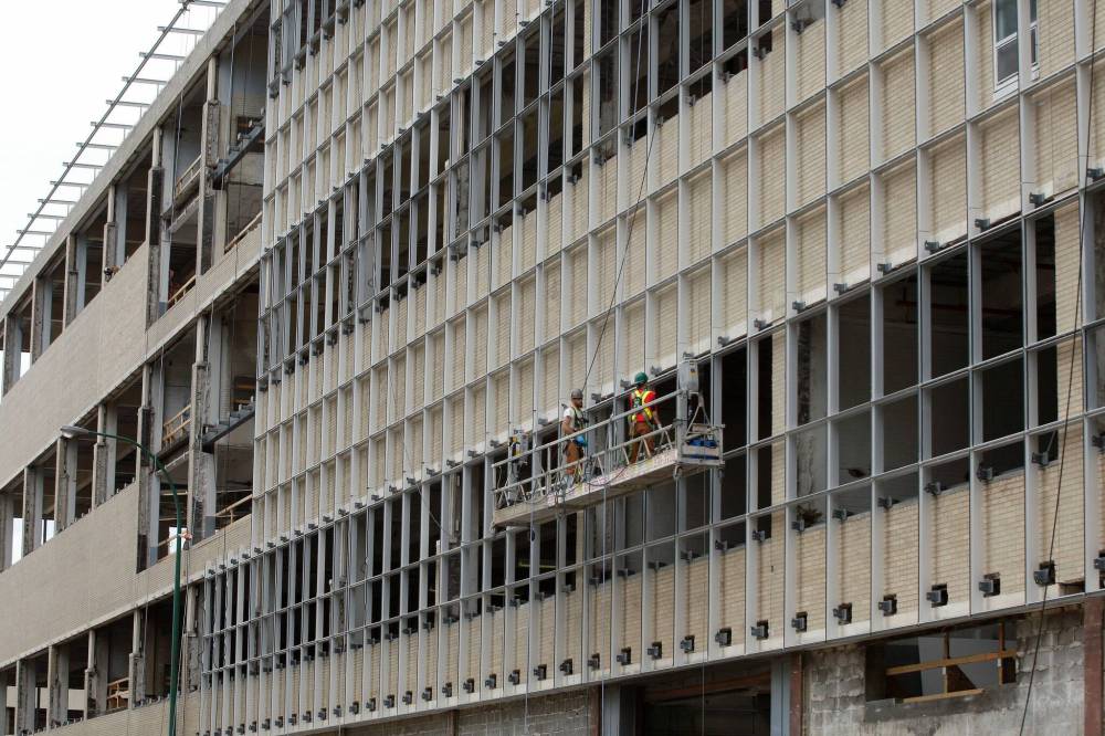 KEN GIGLIOTTI / WINNIPEG FREE PRESS FILES
Design work for the project wasn’t finalized until April 2013 — long after ground was broken. A clause in the contract between the city and Caspian Construction stipulated final costing would not be submitted until the design was complete.