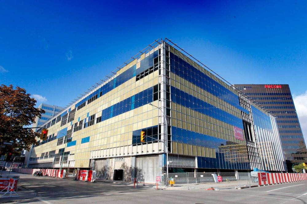 BORIS MINKEVICH / WINNIPEG FREE PRESS FILES
A 2011 interoffice memo made clear how quickly the project had spiralled out of control, noting that relationships between main building firm Caspian Construction, the design team and the WPS were strained, with crises calling for ‘daily attention.’