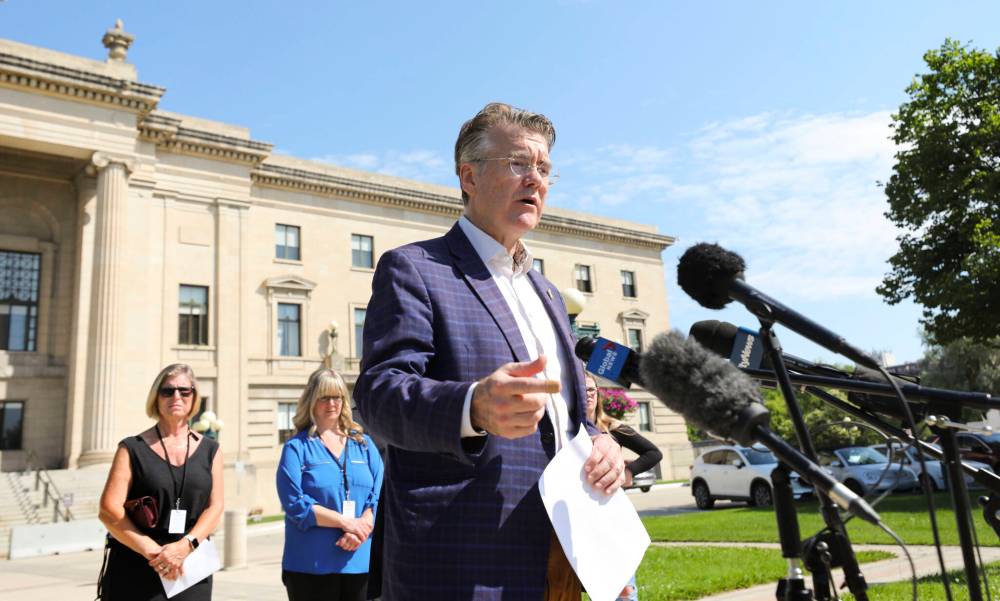 RUTH BONNEVILLE / WINNIPEG FREE PRESS
Liberal Leader Dougald Lamont said the care home’s operating licence needs to immediately be placed under review and the Progressive Conservative government must do more to protect personal care home employees who want to speak with authorities.