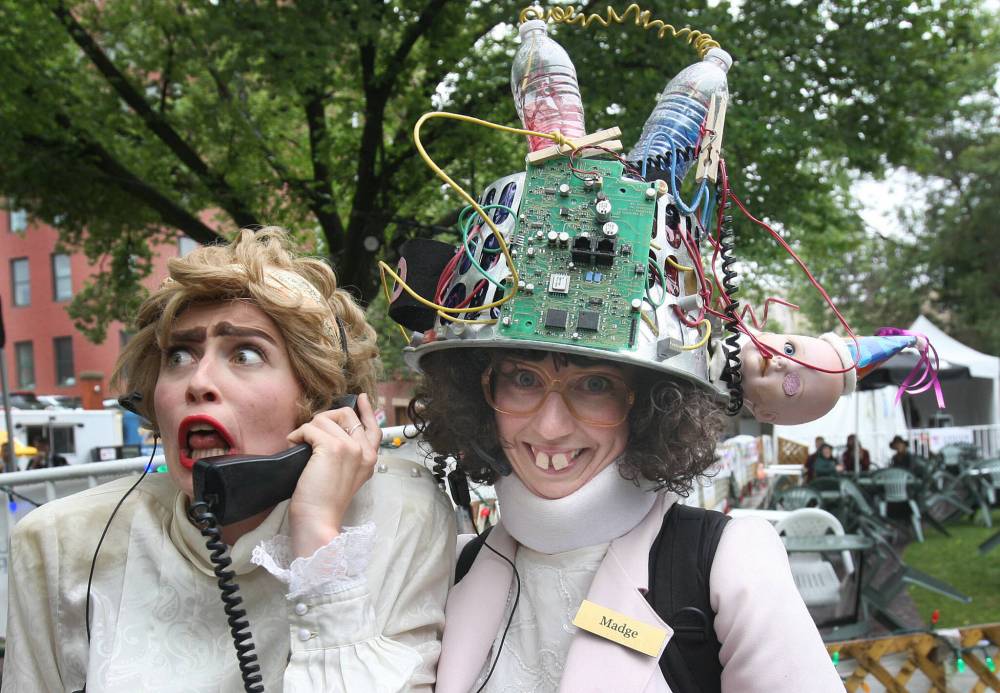 The Winnipeg Fringe Theatre Festival has emerged from two years of pandemic-imposed darkness to again engage us through mystery and delight. (Joe Bryksa / Winnipeg Free Press files)