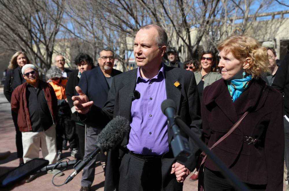 RUTH BONNEVILLE / WINNIPEG FREE PRESS 
Shaun Loney wants to create an app that integrates buses, electric vans and bikes into one seamless system that helps citizens travel without personal vehicles.