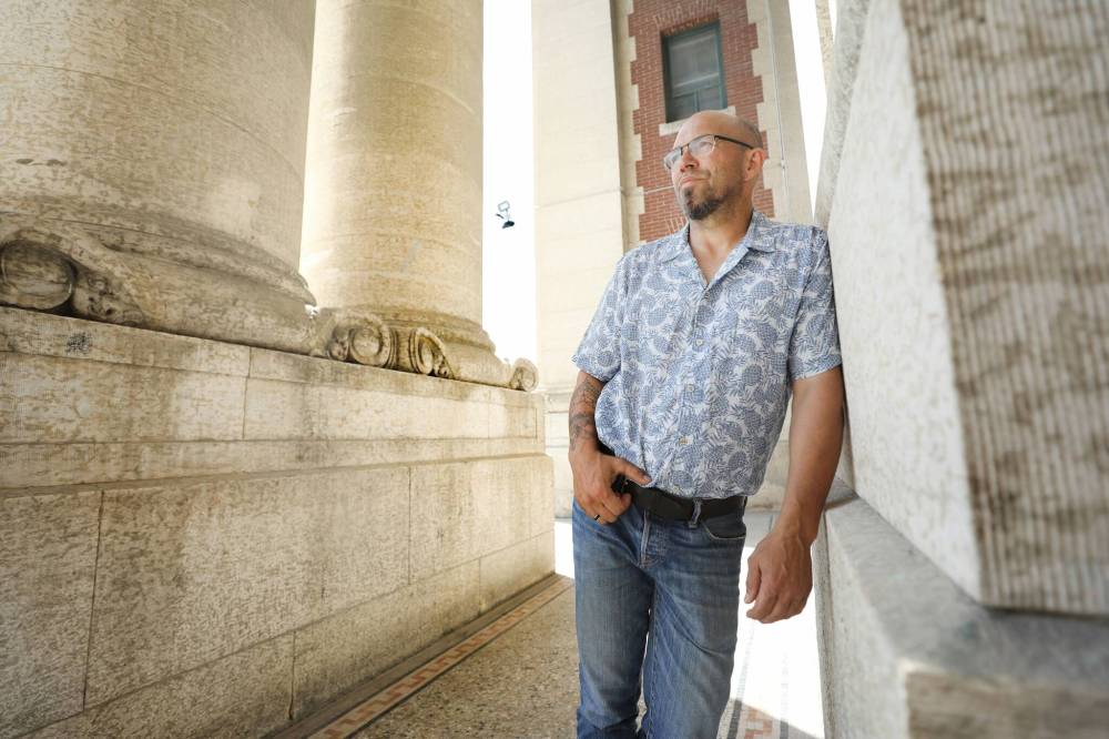 RUTH BONNEVILLE / WINNIPEG FREE PRESS
Joe Pereira is a former real estate agent running for city council in the Point Douglas ward.
