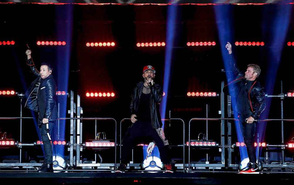 JOHN WOODS / WINNIPEG FREE PRESS
Backstreet Boys perform in Winnipeg Monday.
