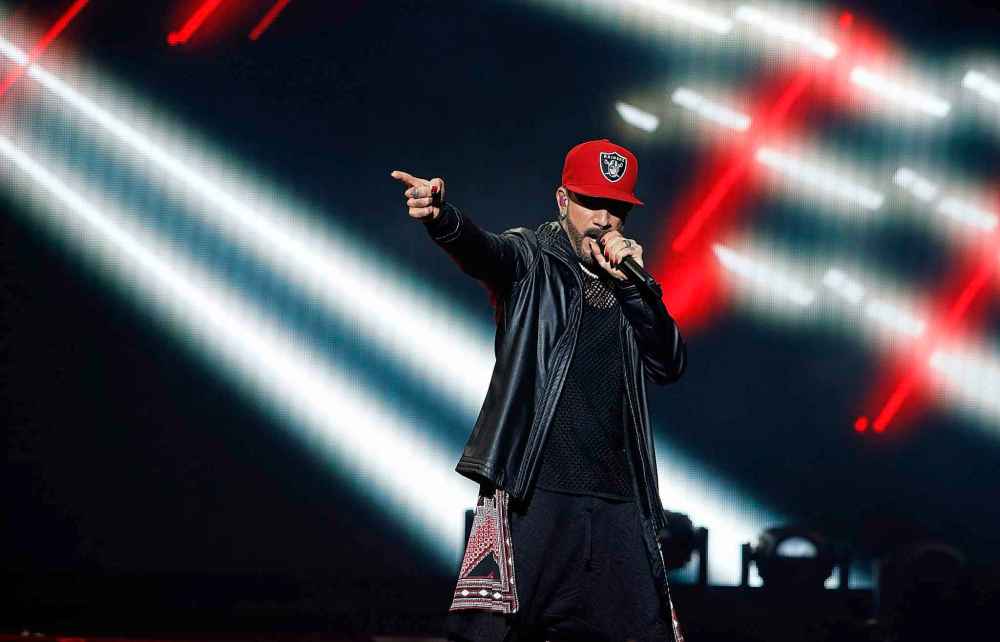 JOHN WOODS / WINNIPEG FREE PRESS
Backstreet Boys perform in Winnipeg Monday.
