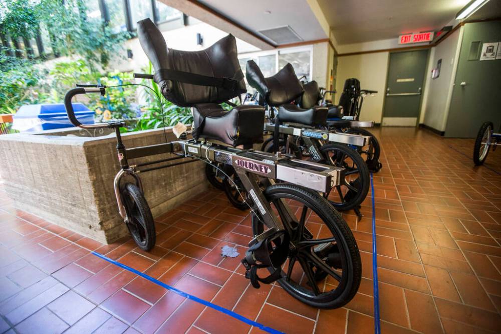 MIKAELA MACKENZIE / WINNIPEG FREE PRESS
Adaptive bikes in the atrium at St. Amant Centre.