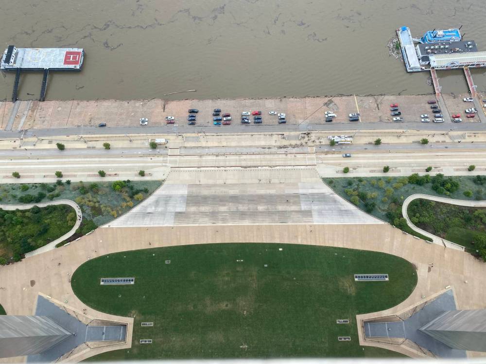 Photo by Terry Doerksen
Looking down on the Mississippi River and the legs of the Gateway Arch.