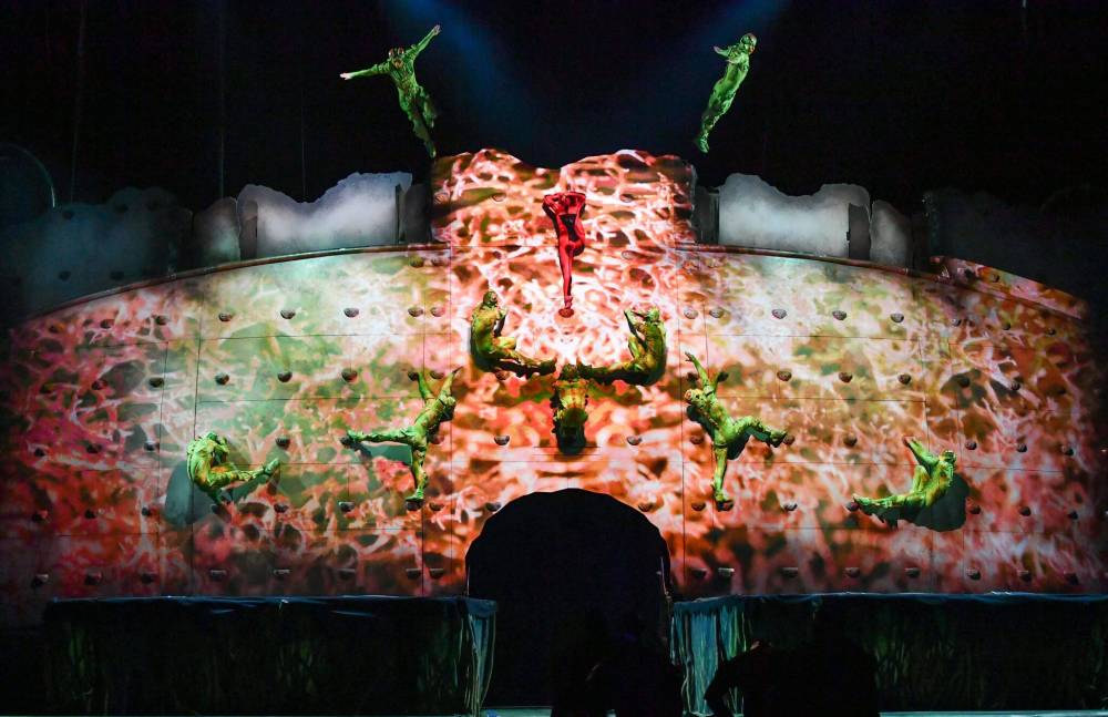 Supplied
While OVO is one of Cirque du Soleil’s longest-running shows, this is the first time it is being performed in Winnipeg.
Supplied photo While OVO is one of Cirque du Soleil’s longest-running shows, this is the first time it is being performed in Winnipeg.