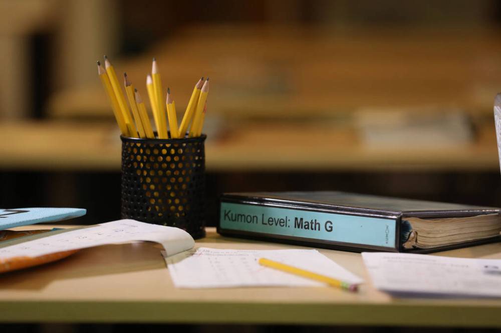 RUTH BONNEVILLE / WINNIPEG FREE PRESS FILES
The latest data, collected in late May and early June, shows some teachers feel cynical, desensitized and are unsure about whether they want to continue their career in education.