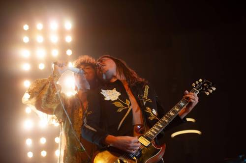 ETHAN CAIRNS / WINNIPEG FREE PRESS
                                Lead singer Josh Kiszka and Guitarist Jake Kiszka of Greta Van Fleet performs at Canada Life centre in Winnipeg Monday.