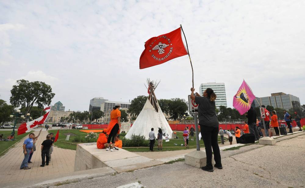 WINNIPEG FREE PRESS
Last week, eviction notices were hand-delivered by Manitoba Justice officials to participants in a 14-month occupation of the east lawn and another encampment on the north lawn, which formed in June.