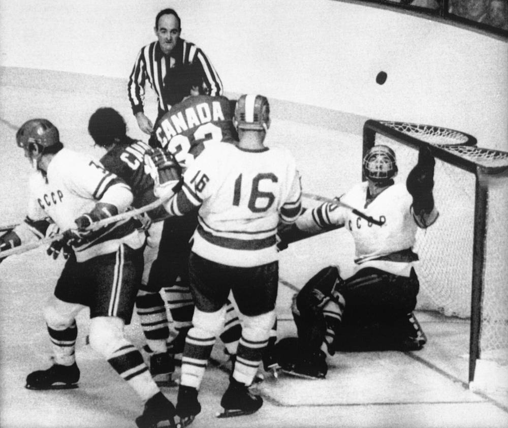 PETER BREGG / THE CANADIAN PRESS FILES
Soviet goalie Vladislav Tretiak keeps an eye on the puck during the fourth game of the Summit Series in Vancouver on Sept. 8. Tretiak stopped 38 shots in the game — 23 in the third period alone — as the Soviets defeated Canada 5-3.