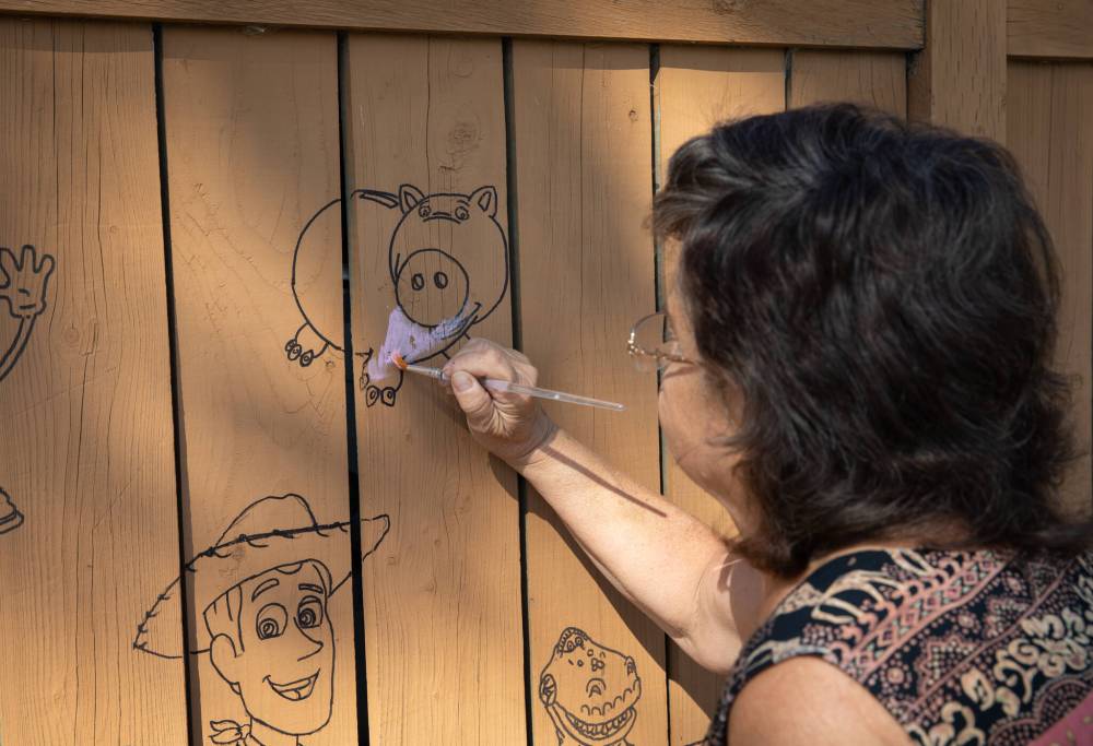 JESSICA LEE / WINNIPEG FREE PRESS
Doyle fills in a character from the popular children’s film Toy Story.