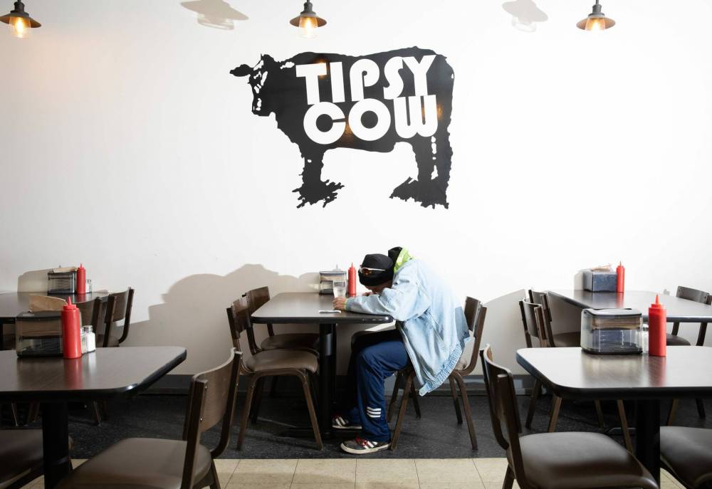 JESSICA LEE / WINNIPEG FREE PRESS
The Tipsy Cow, located at 285 Portage Ave., recently celebrated its fifth anniversary.