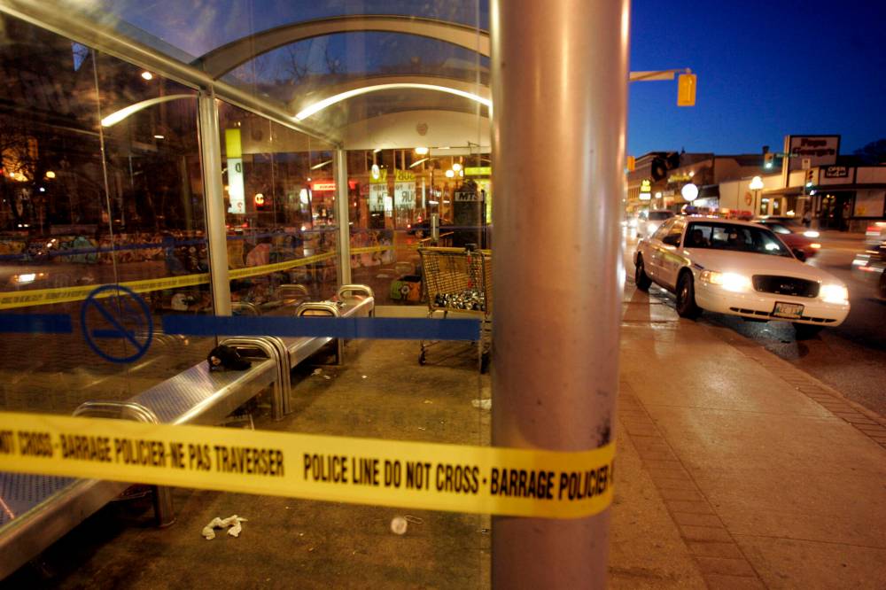 WAYNE GLOWACKI / WINNIPEG FREE PRESS FILES
Safety in Winnipeg’s downtown has been identified as a priority issue in surveys leading up to next week’s civic election.