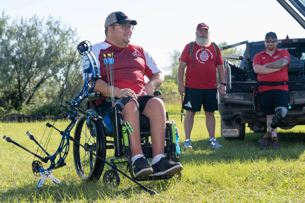 Archery Manitoba Photo
Chris Waterman (left) is heading to Chile for the Parapan Am Championships in November. The event will serve as a qualifier for the 2023 Parapan Am Games, which will be an important qualifier in and of itself for the 2024 Paralympics in Paris.