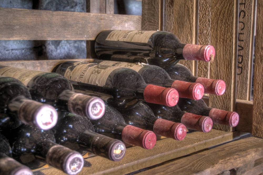 WINNIPEG FREE PRESS FILES
Bill 42 would would allow beer vendors and specialty wine stores to apply for a licence to sell the full range of alcoholic products sold by Manitoba Liquor and Lotteries.