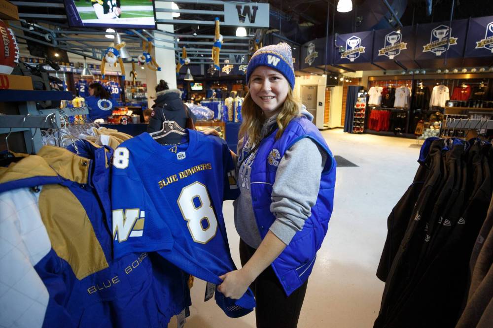 MIKE DEAL / WINNIPEG FREE PRESS
Alex Slough said she has been a Bombers fan her whole life. Sunday, however, will be her first Grey Cup game.
