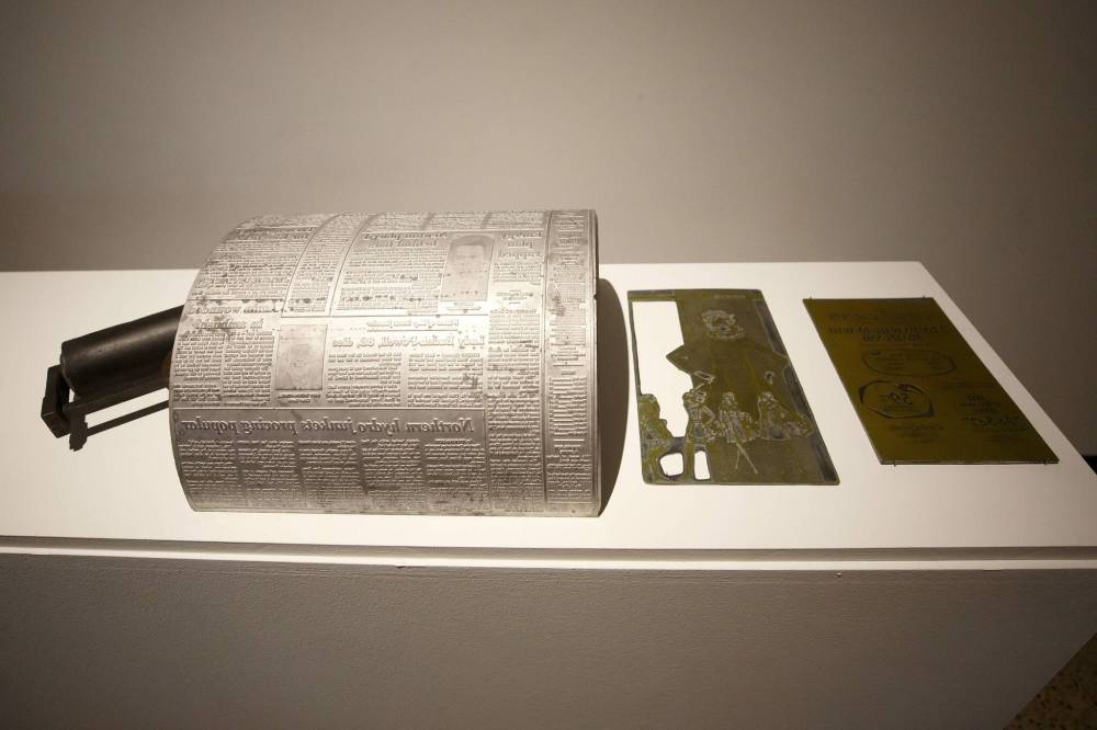 MIKE DEAL / WINNIPEG FREE PRESS
A full-page lead plate, weighing about 40 pounds, and zinc plates.