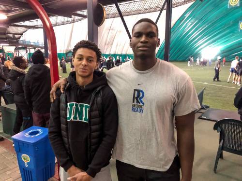 MIKE SAWATZKY / WINNIPEG FREE PRESS
                                Dolapo Egunjobi (right), a 19-year-old offensive lineman who is transferring from the University of Manitoba, and cornerback Marcus Wahl, a 17-year-old from Dakota Collegiate, are expected to be in UND’s lineup next fall.