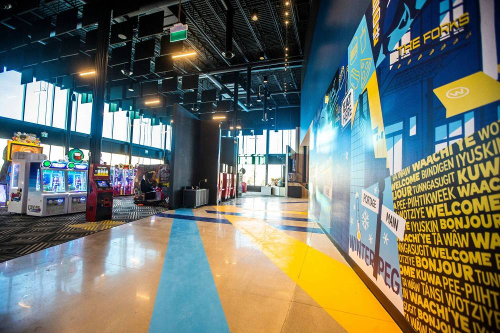 MIKAELA MACKENZIE / WINNIPEG FREE PRESS
Cineplex Junxion Kildonan brings features from different locations — like games from The Rec Room and the UltraAVX screen in St. Vital — under one roof.