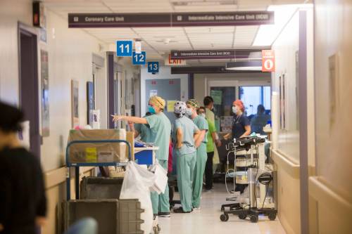 MIKAELA MACKENZIE / WINNIPEG FREE PRESS FILES
                                The federal government is hoping forgiving part of their student loans will encourage more doctors and nurses to work and practice in rural communities.