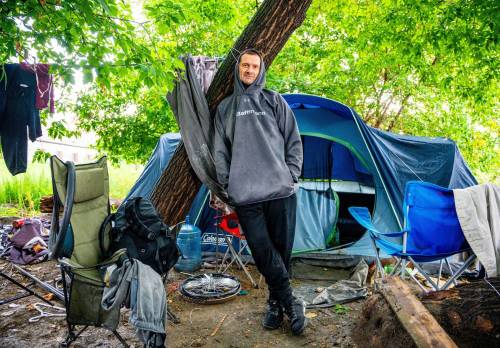 NIC ADAM / FREE PRESS
                                Daniel Mateychuk, 45, a resident of an encampment on the Assiniboine River, says there is community among those living in the makeshift housing.