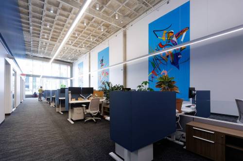 MIKE DEAL / FREE PRESS
                                The Winnipeg Chamber of Commerce, along with CentrePort, World Trade Centre Winnipeg and the Manitoba Environmental Industries Association, moved into new offices at 200 Portage Ave. that overlook Portage and Main.