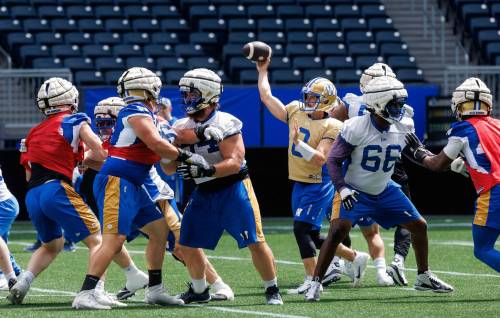 MIKE DEAL / FREE PRESS
                                Winnipeg Blue Bombers’ quarterback, Zach Collaros (8), during practice at Princess Auto Stadium Monday. 240617 - Monday, June 17, 2024.