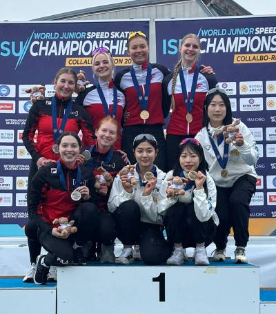 SUPPLIED
                                Winnipegger Skylar Van Horne (bottom, left) and teammates Julia Snelgrove (middle, left) and Isabelle Champagne (bottom, second from left) earned a silver medal in the team pursuit at the World Junior Speedskating Championships in Italy.