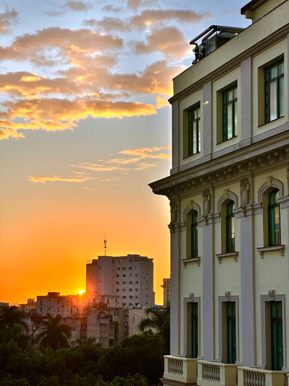 Shel Zolkewich / Free Press
Sunrise from a Juliet balcony of Mystique Habana Hotel.