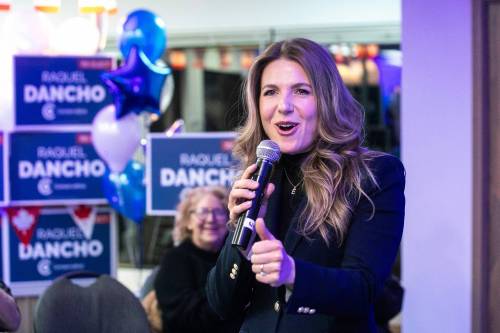 MIKAELA MACKENZIE / FREE PRESS
                                Conservative Kildonan-St. Paul candidate Raquel Dancho speaks to supporters, Monday.