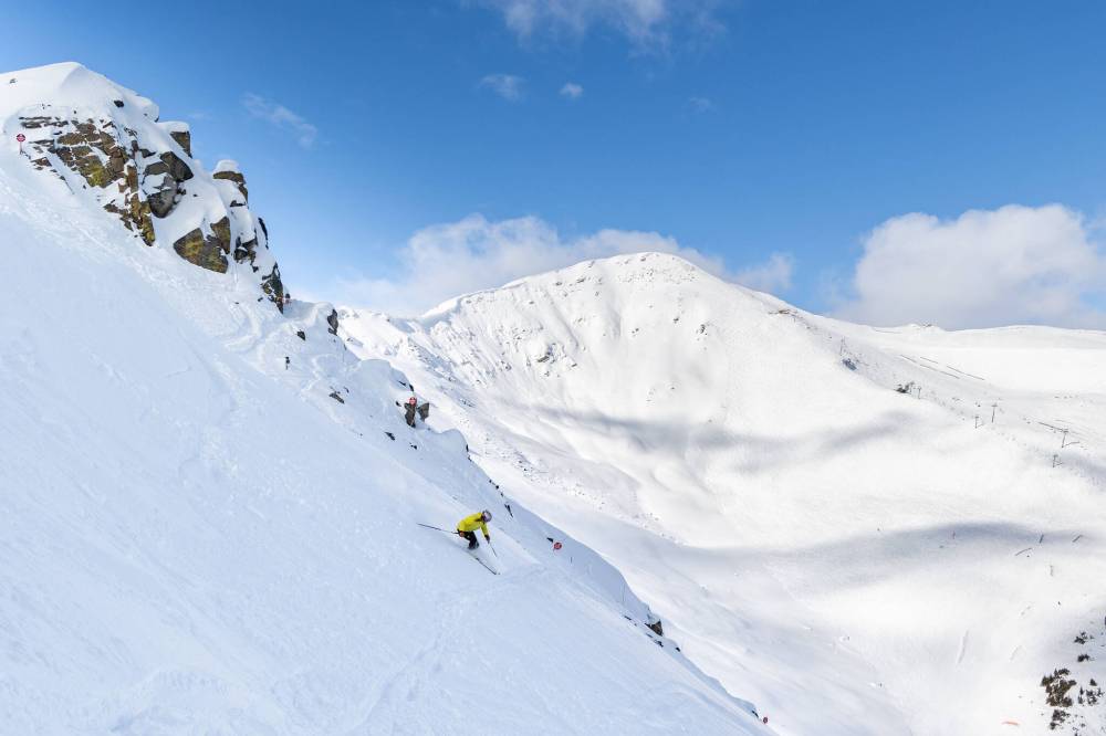 Luuk Wijk / Tourism Jasper
Skiing at Marmot Basin is just one of many nearby outdoor activities on offer.