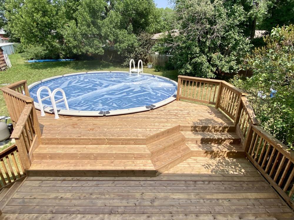 Marc LaBossiere / Free Press
By insetting the wrap stairs to the higher tier, the lower tier is maximized, for a larger footprint.