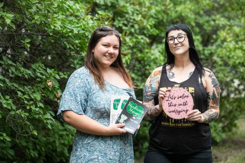 MIKAELA MACKENZIE / FREE PRESS
                                Brittany Martens (left) and Caitlin Sikora created the Herbivore Haven vegan market, zine and Google map guide.