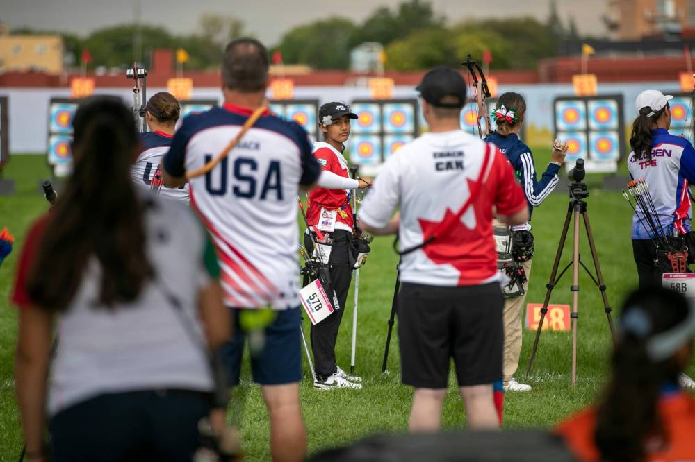 BROOK JONES / FREE PRESS
Winnipegger Khushreet Sandhu participates in the World Archery Youth Championships on Wednesday.