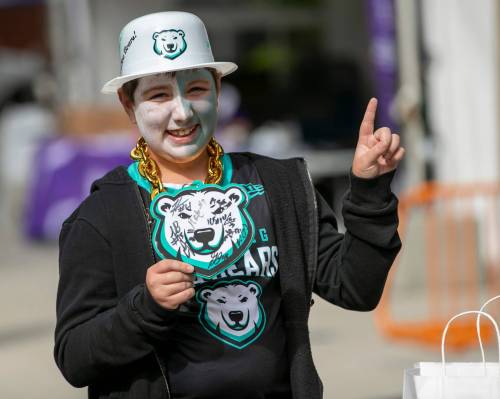 BROOK JONES / FREE PRESS
                                Winnipegger Jaxon Wentoniw shows his enthusiasm for the Winnipeg Sea Bears while attending the Championship Weekend street festival at True North Square on Friday.