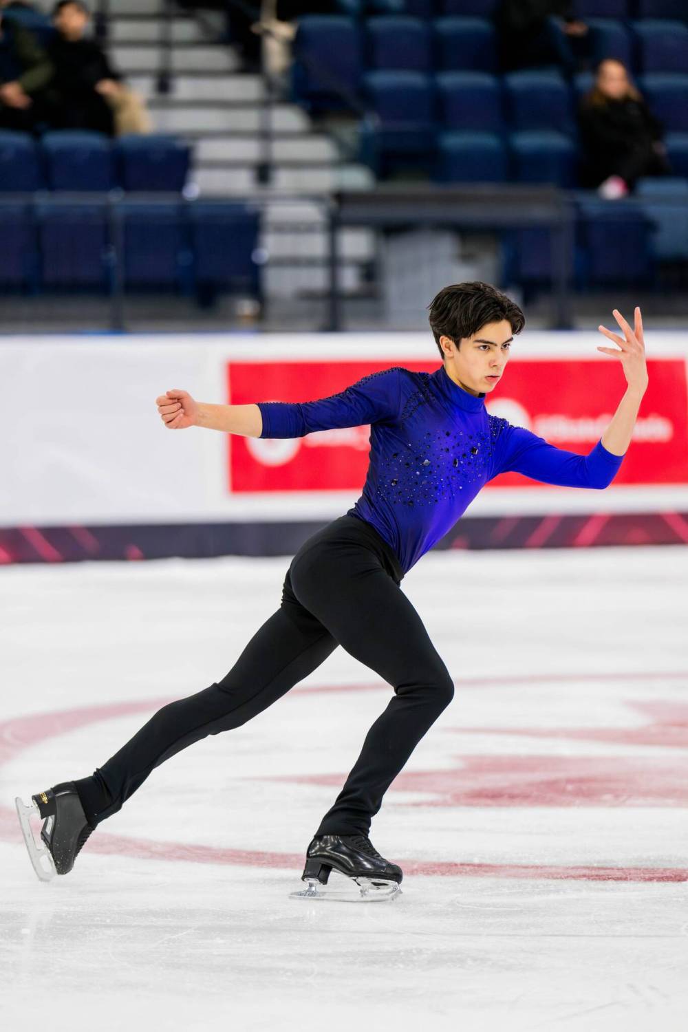 DANIELLE EARL / SKATE CANADA FILES
After taking bronze in the junior level at the 2025 nationals, Winnipeg’s David Howes is looking forward to his senior competition debut after rehabbing from an ankle injury.