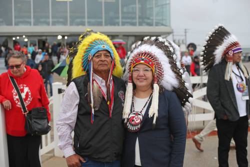 George Williams / Free Press
                                Assembly of First Nations National Chief Cindy Woodhouse Nepinak, right, with Chief Murray Clearsky of Waywayseecappo First Nation.